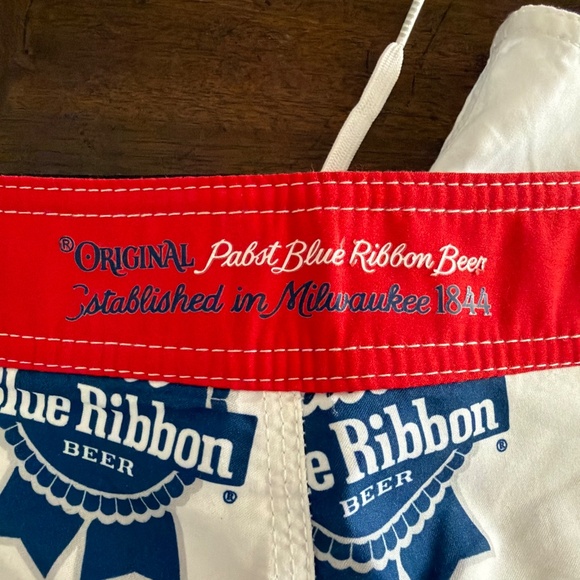 Pabst Blue Ribbon O'Neill Board Shorts Men's 34 Medium Red White Blue Swim - Picture 7 of 7